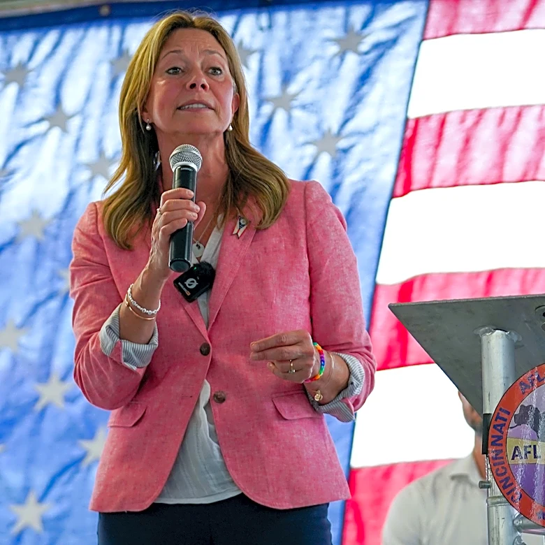 Armed man attacks Ohio governor candidate Amy Acton, several injured