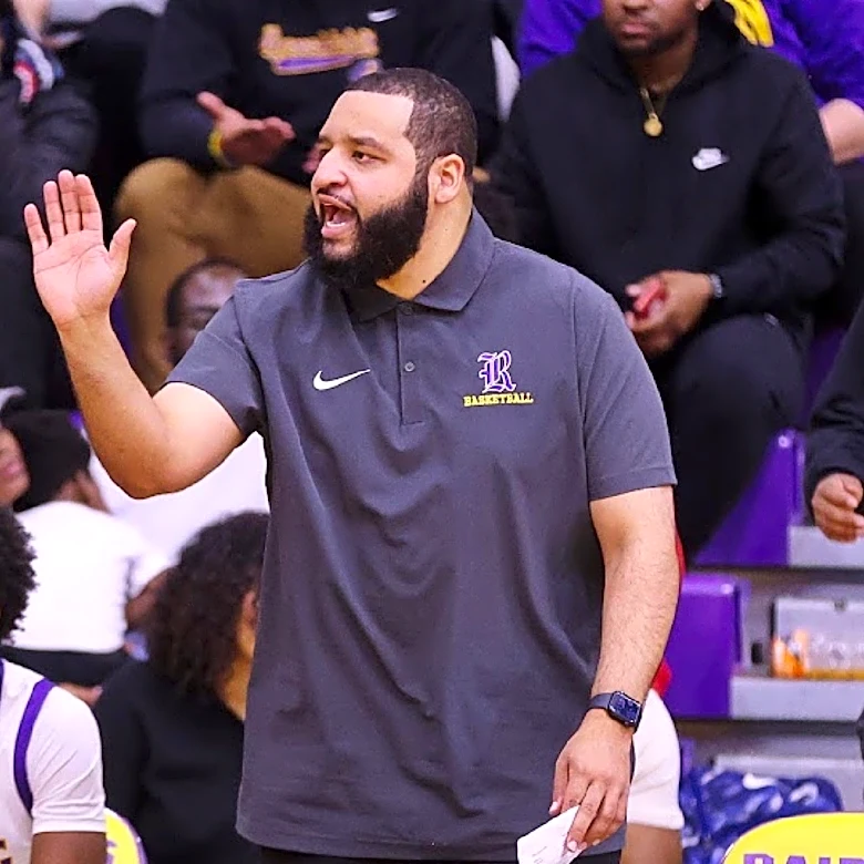 Devin Howard succeeds Andrew Moore as Reynoldsburg boys basketball coach