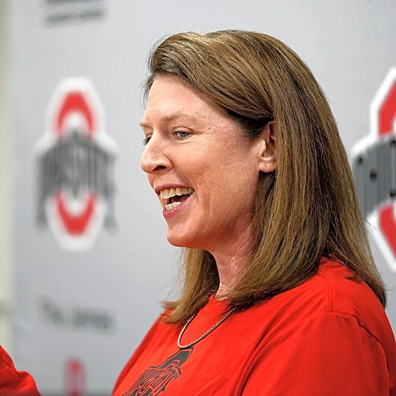 Ohio State hoops legend Katie Smith to ring Victory Bell at Kent State game