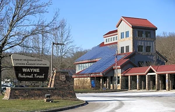 Fracking industry pays $11M for first leases in Ohio’s only national forest