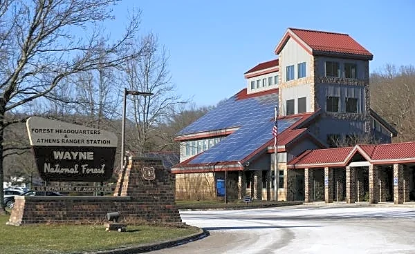 Fracking industry pays $11M for first leases in Ohio’s only national forest