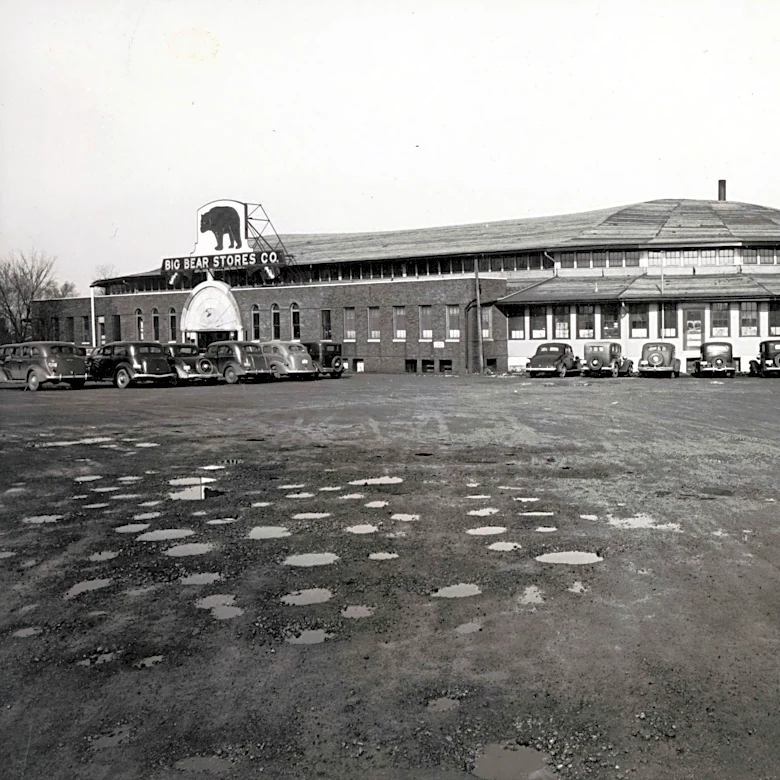 Brown's grocery was the Big Bear in Columbus area and beyond for decades