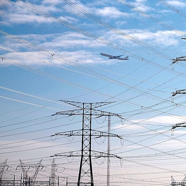 Power out for hours? New Ohio bill would mean money back for customers