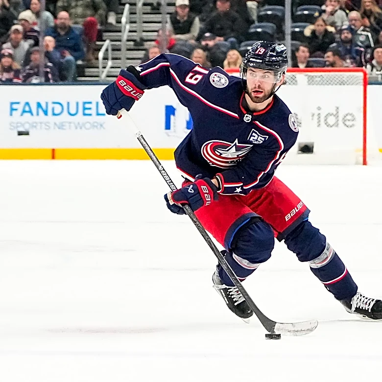 Columbus Blue Jackets re-sign Adam Fantilli