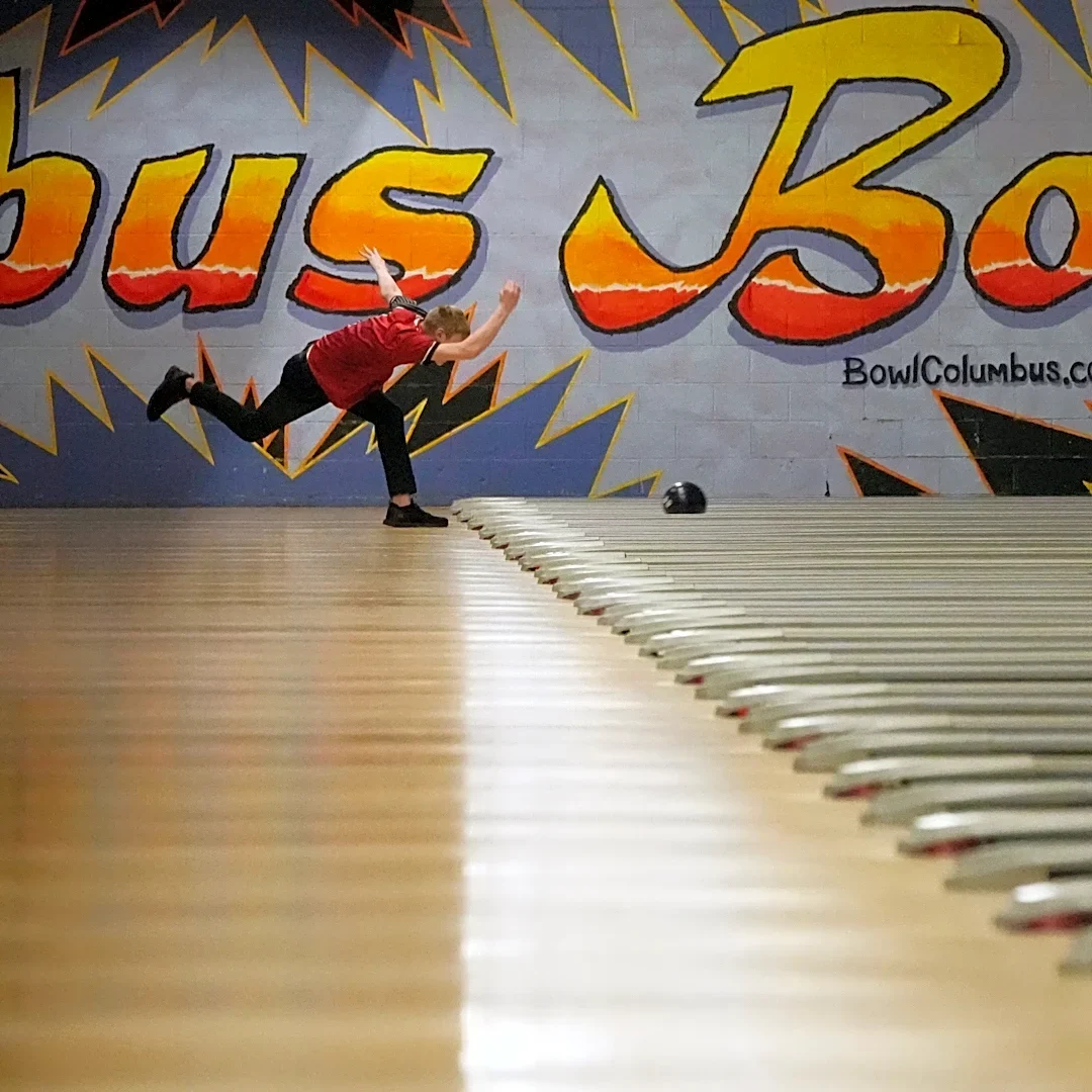 Jonas Brothers trade the stage for strikes at Columbus bowling alley