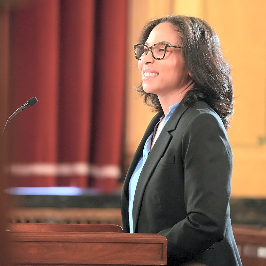 New Columbus Auditor Lewis placed in middle of Hardin and Ginther budget fight