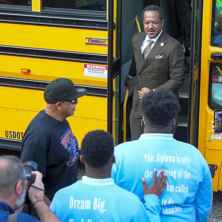 As school begins, Memphis set to elect two new MSCS board members