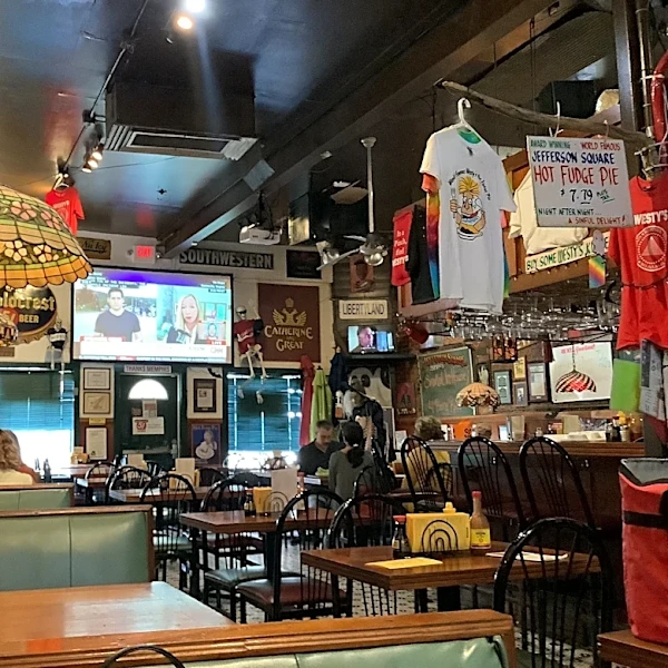 Downtown Memphis favorite Westy's closing after more than 40 years