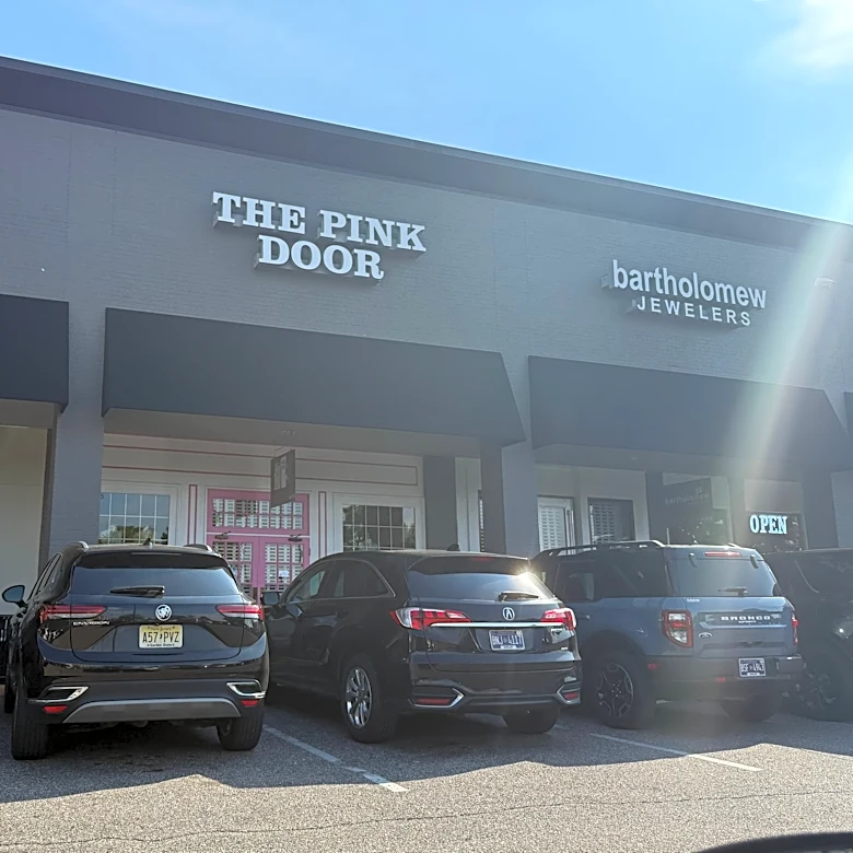 East Memphis boutique The Pink Door closing soon