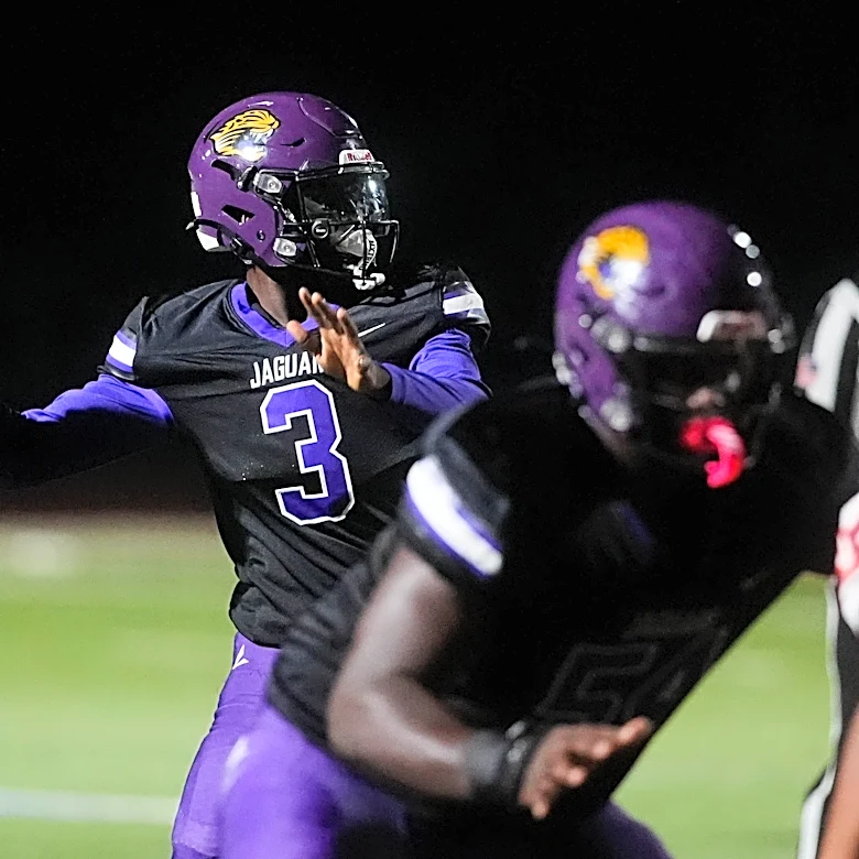 How Auburn football commit Khamoni Williams' fast start has Southwind rolling
