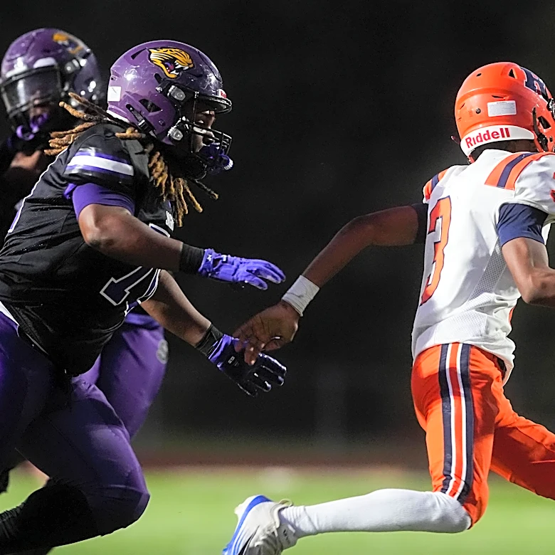 Munford's Tay Starks scores three TDs to lead Memphis area top performers
