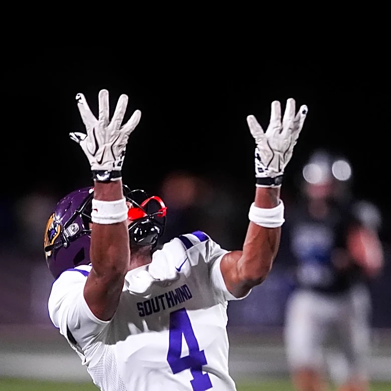 How Auburn football commit Khamoni Williams used defense to seal dramatic win