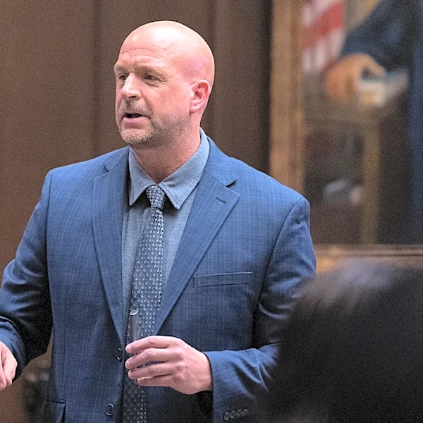 Long-time Shelby County prosecutor appointed as criminal court judge