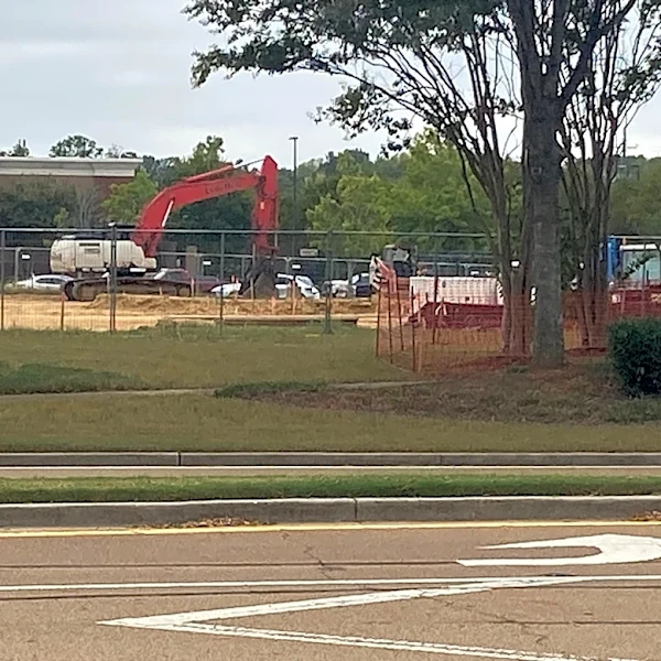 What's that being built at Carriage Crossing in Collierville?