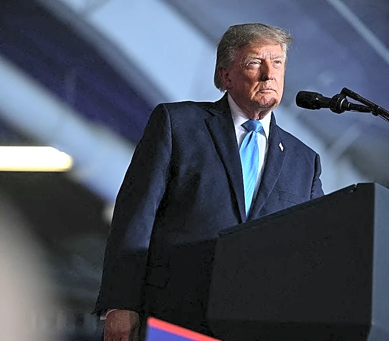 Trump renews promise of $5,000 checks if Republicans hold Congress