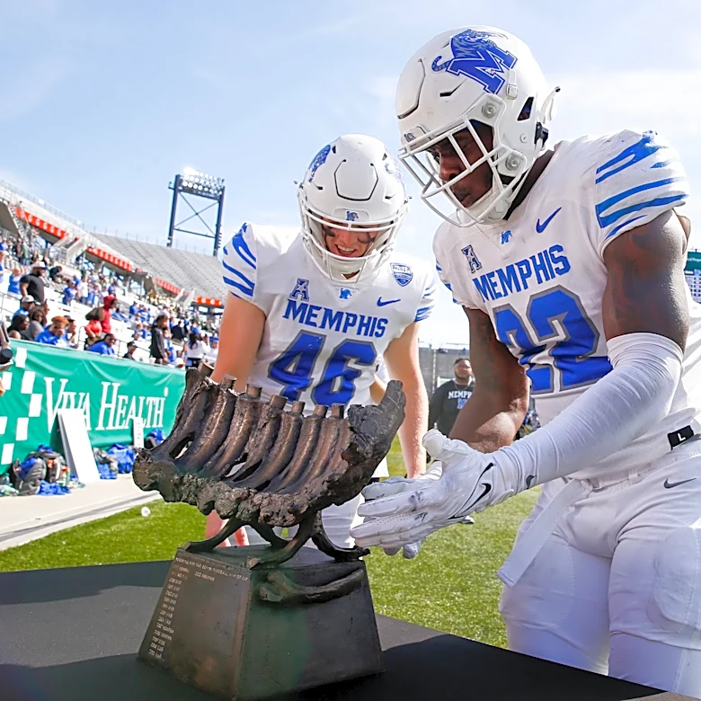 Memphis football vs UAB pick, preview in 'Battle for the Bones'