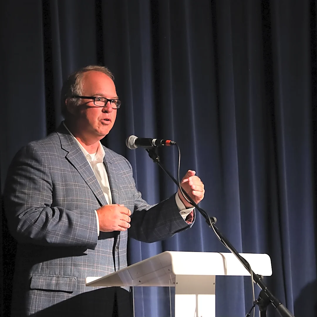Lakeland mayoral race becomes contentious as McCarter explains declined debate