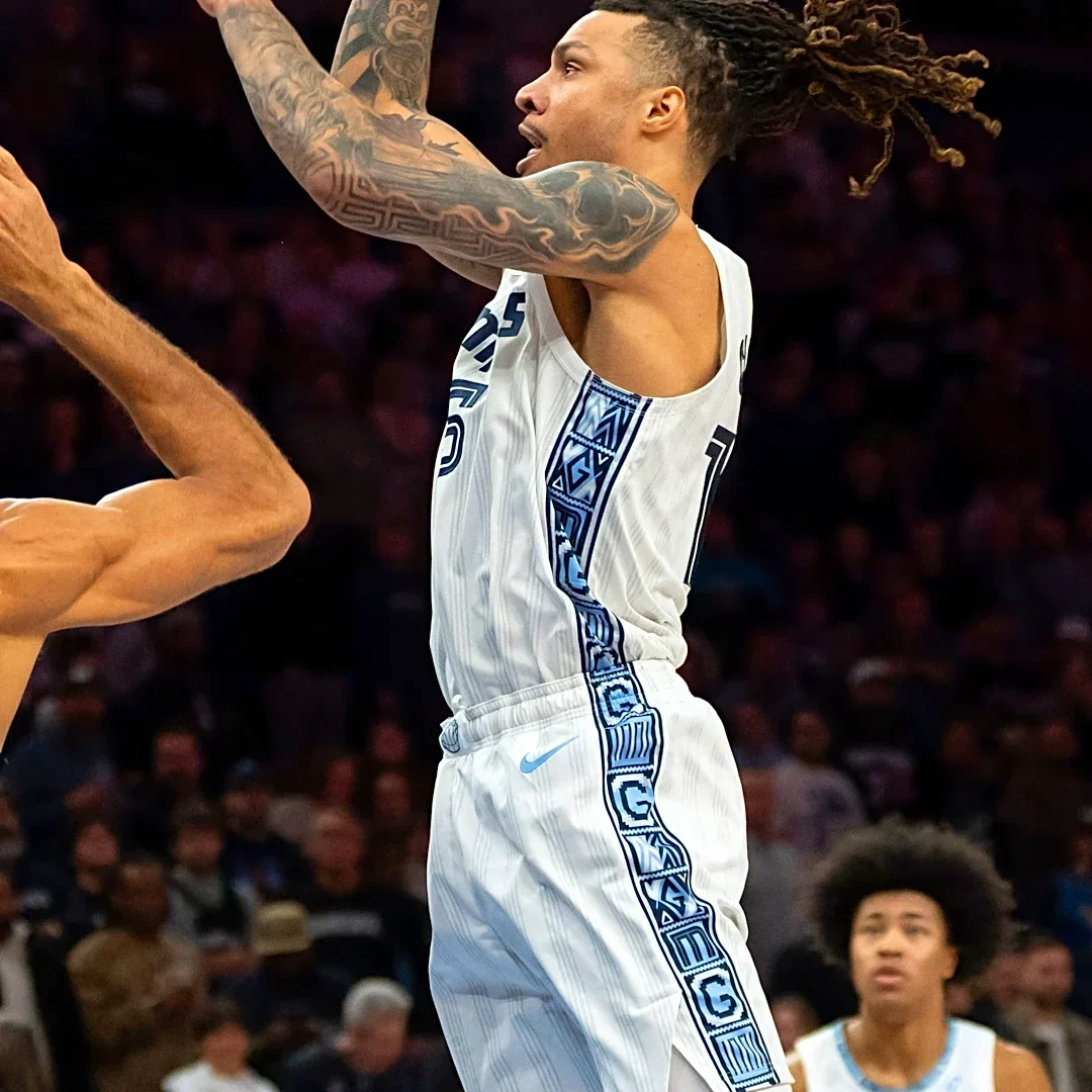 Watch Grizzlies' tribute video, moment of silence for Brandon Clarke before season opener