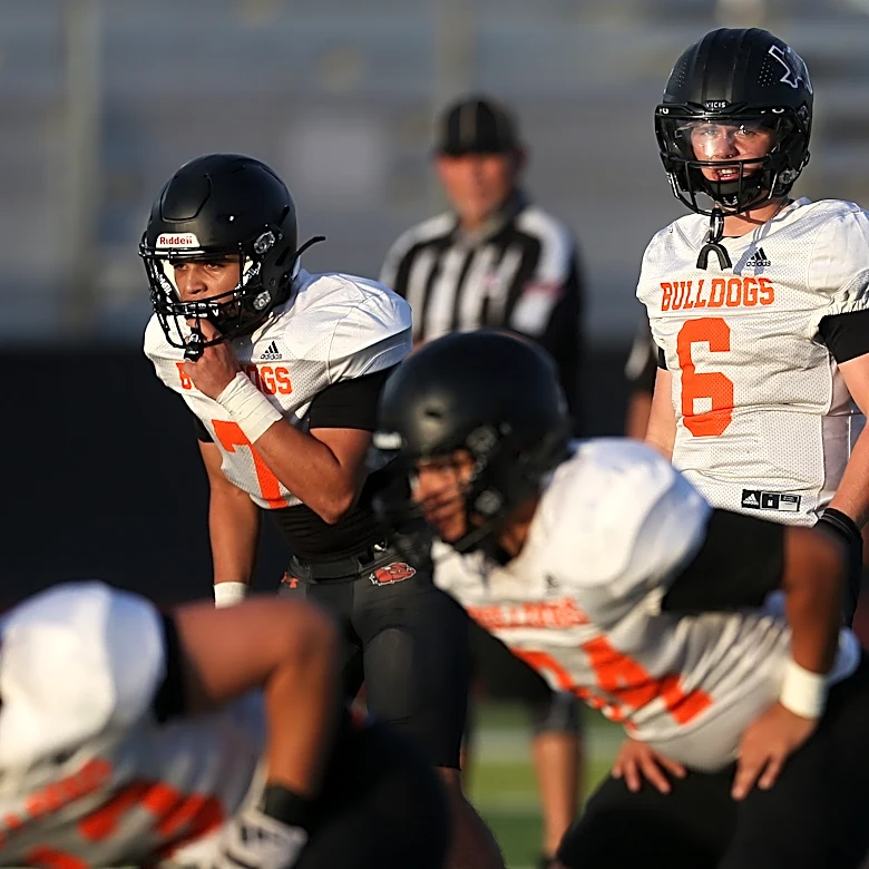 Two-a-days: Orange Grove football brings dynamic duo in backfield