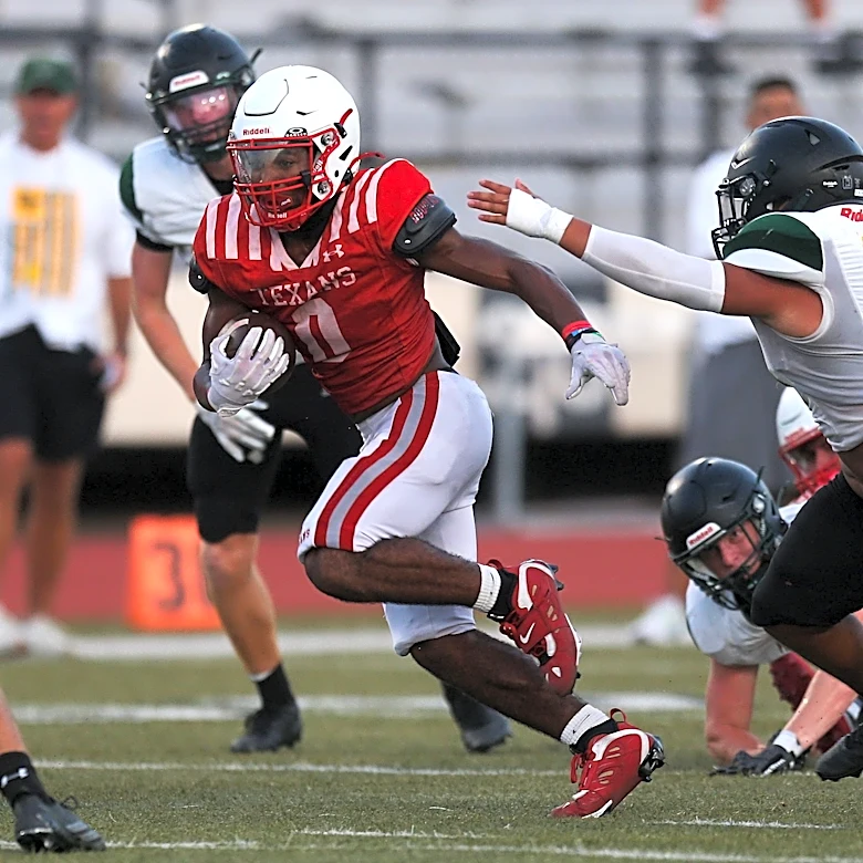 Ray surges in latest Corpus Christi high school football rankings