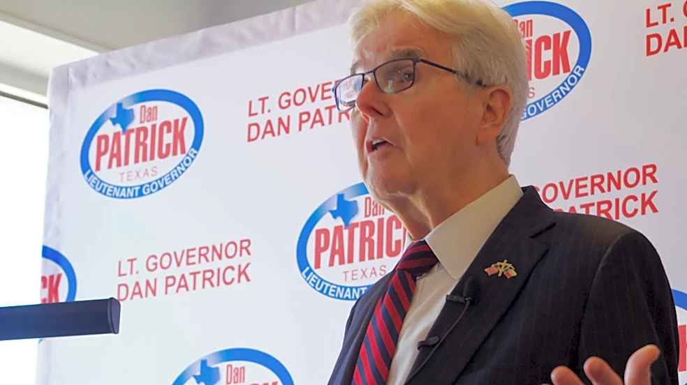Lt. Gov. Dan Patrick visits Corpus Christi, urges people to vote early
