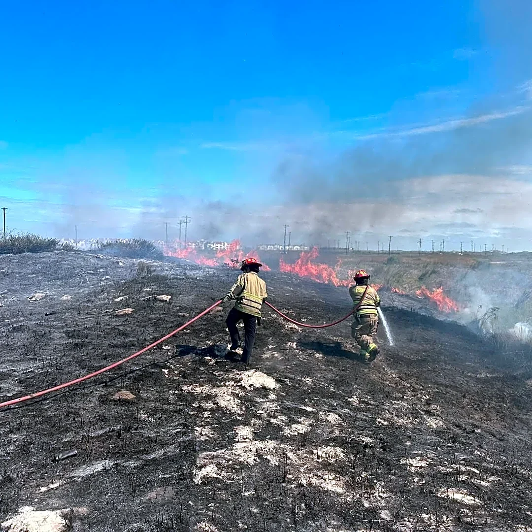 Power outages reported on North Padre Island after grass fire