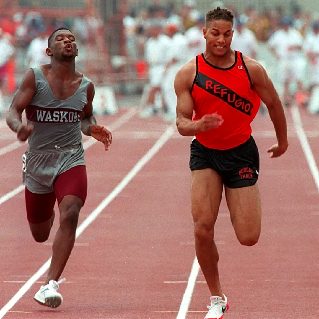 Reports: Legendary Refugio track, football standout Toya Jones dies