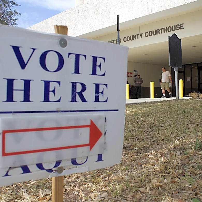 Power outage forces voting site to close, Nueces County clerk says