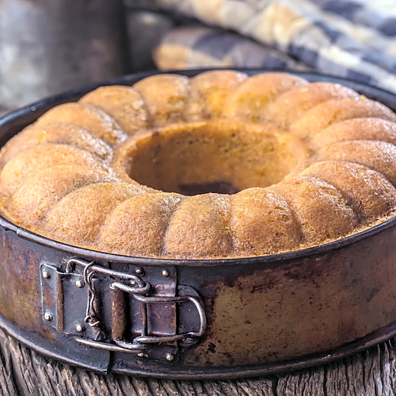 The Old-School Cake That's Been Around Since The 1800s