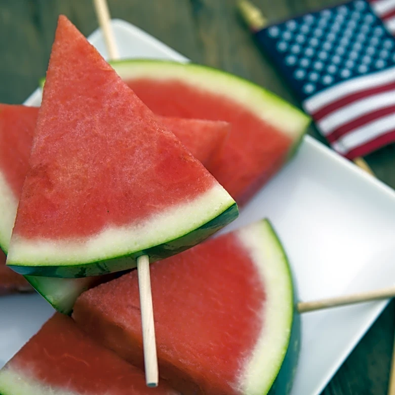 Keep Cut Watermelon Fresh For A Week With This Type Of Food Container