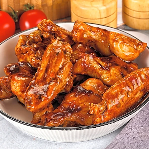 Chicken Wing Enthusiasts Agree, These Are 14 Of The Best Wing Spots In America