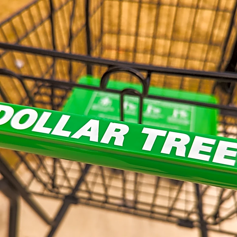 Dollar Tree Employees Can't Stop Buying This Cheesy Frozen Food