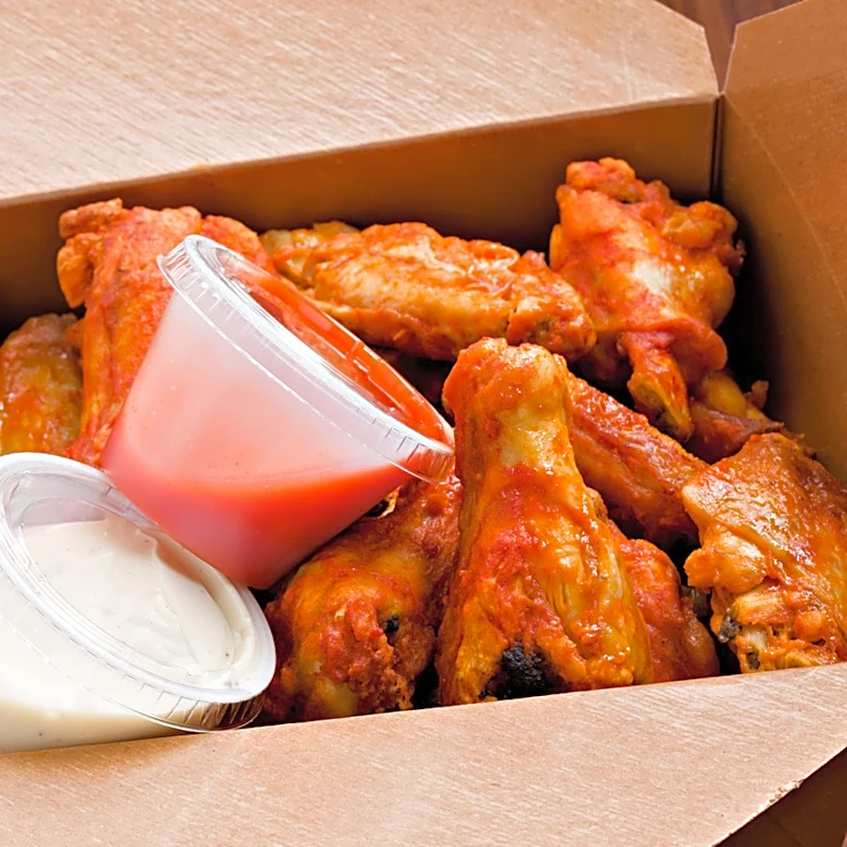 15 Fast Food Chains That Serve Bone-In Chicken Wings