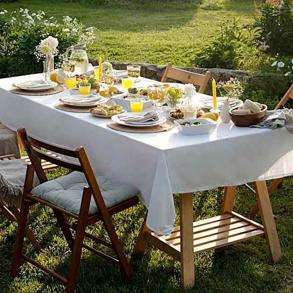 14 HomeGoods Finds To Spruce Up Your Outdoor Dining Area In 2026