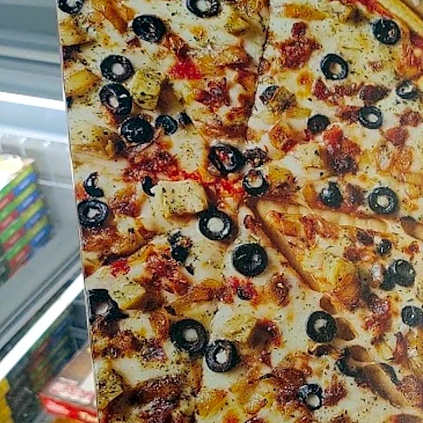 Is Aldi's Bloody Mary Pizza Weirdly Good Or Just Plain Weird
