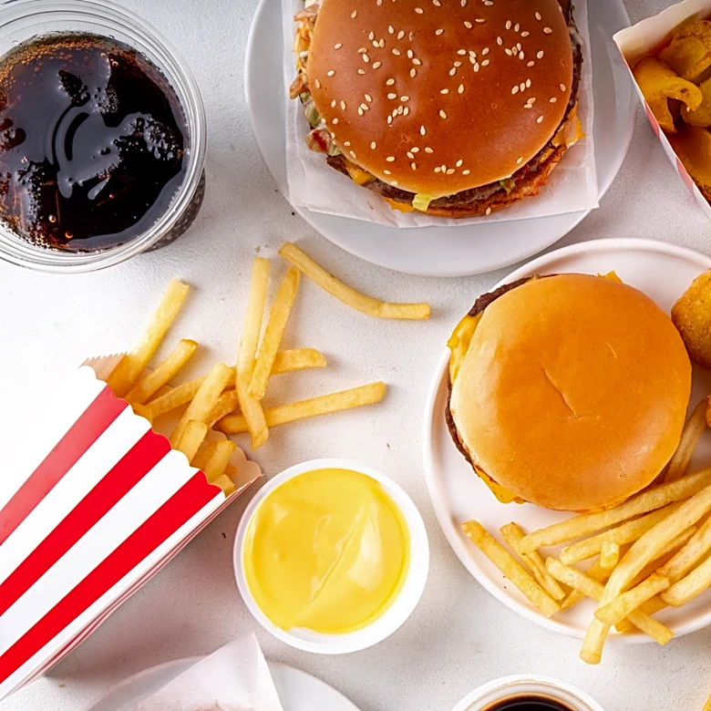 5 Fast Food Menu Items To Avoid During The Cyclosporiasis Outbreak