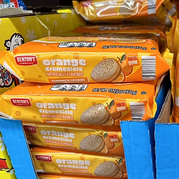 Can Aldi's New Orange Creamsicle Cookies Live Up To The Iconic Flavor Combo?