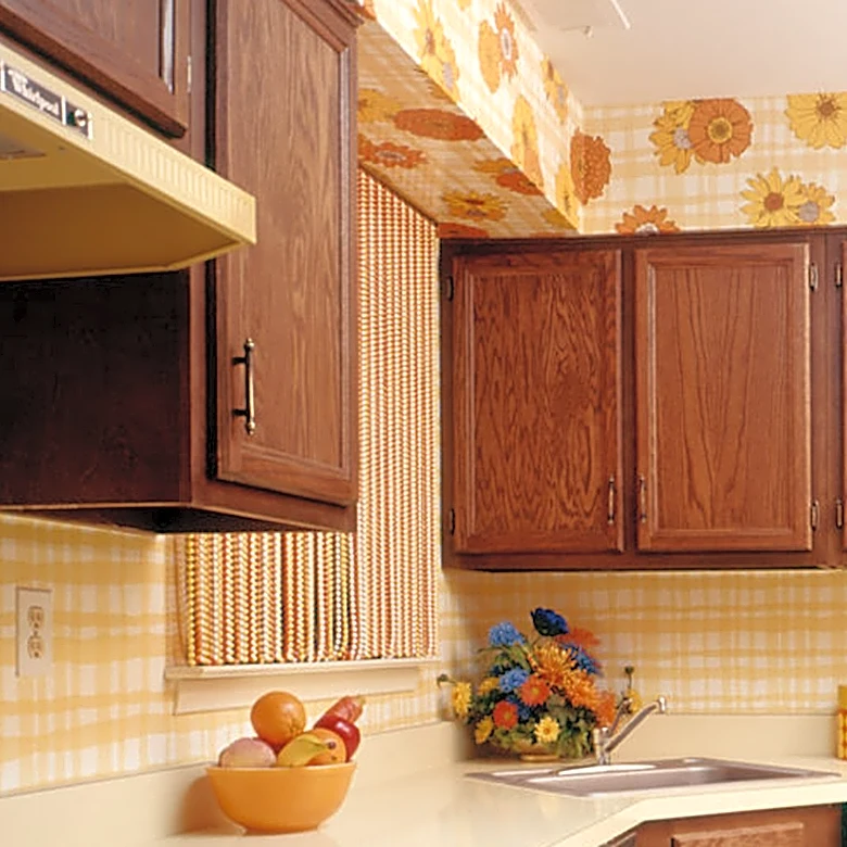 7 Retro Kitchen Wallpaper Ideas That Will Bring Fun To Your Space