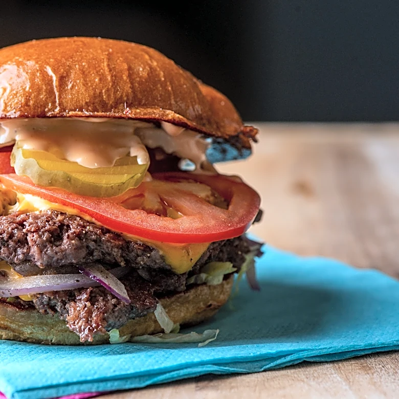 The Best Store-Bought Hamburger Buns Come From This 100-Year-Old Brand
