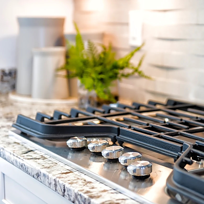 How A Paper Clip Does Wonders For Cleaning Your Stovetop