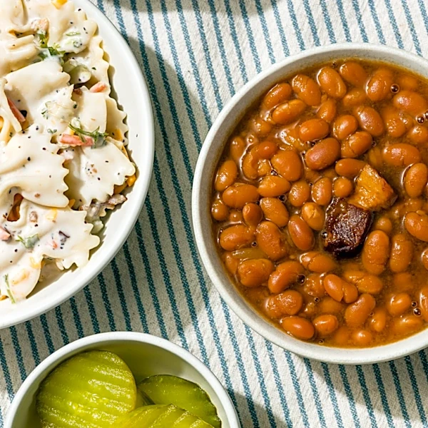 11 Summer Foods That Pair Well With Baked Beans