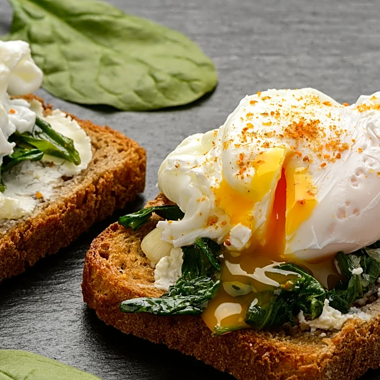 The Old-School Kitchen Tool That Poached Eggs To Perfection