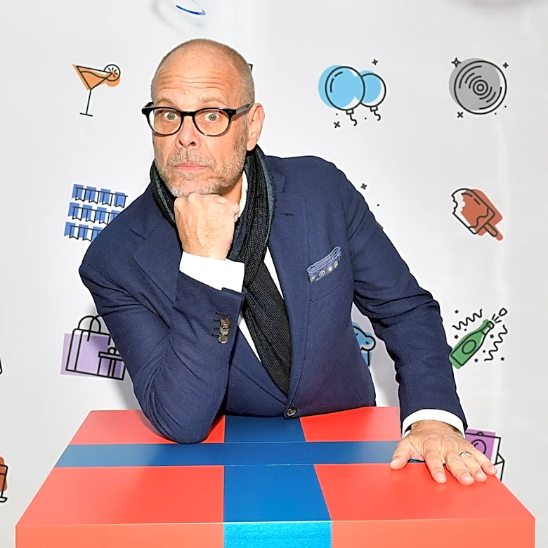 Alton Brown's Chocolate Syrup Recipe Features This Underrated Spice