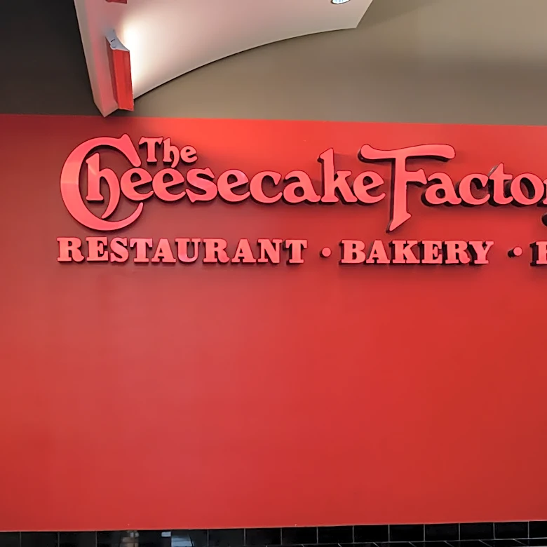 We Tasted 12 Popular Cheesecake Factory Pastas — Here's The Dish We'd Never Order Again