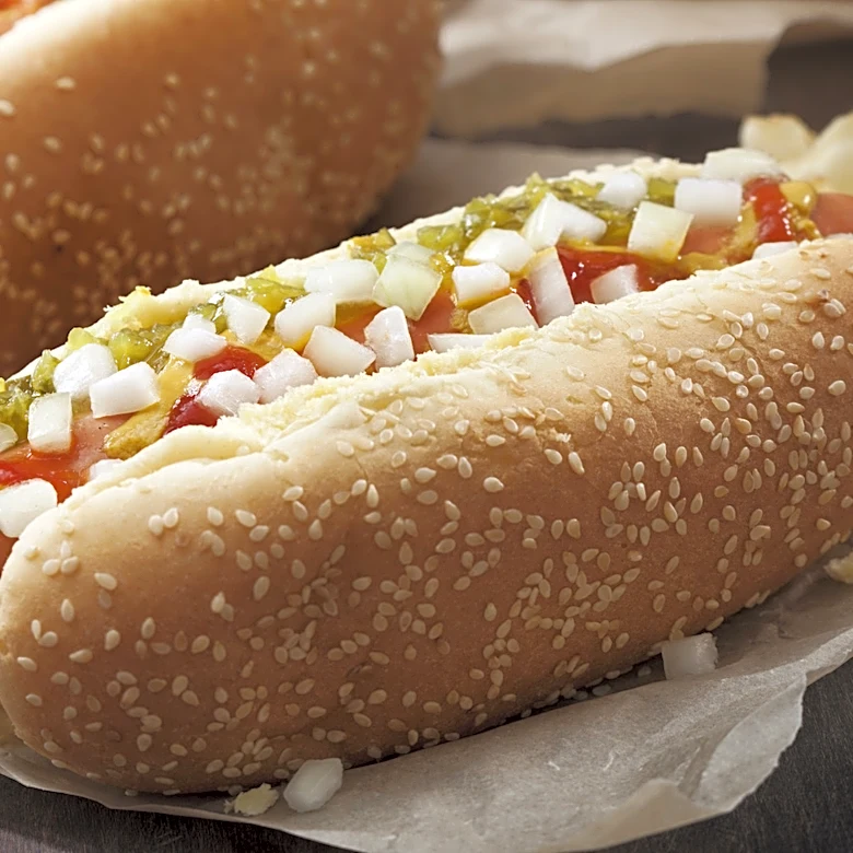 The Once-Popular 1950s Hot Dog Chain Known For Its Beer-Steamed Franks