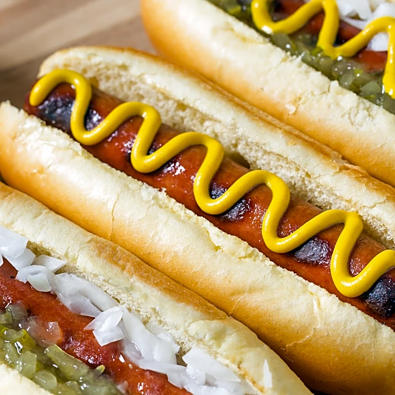 This Convenience Store Chain Claims To Sell 100 Million Hot Dogs Per Year