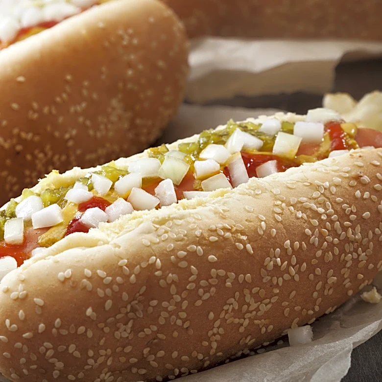 The Beloved Old Hollywood Hot Dog Joint That's Still Open Today