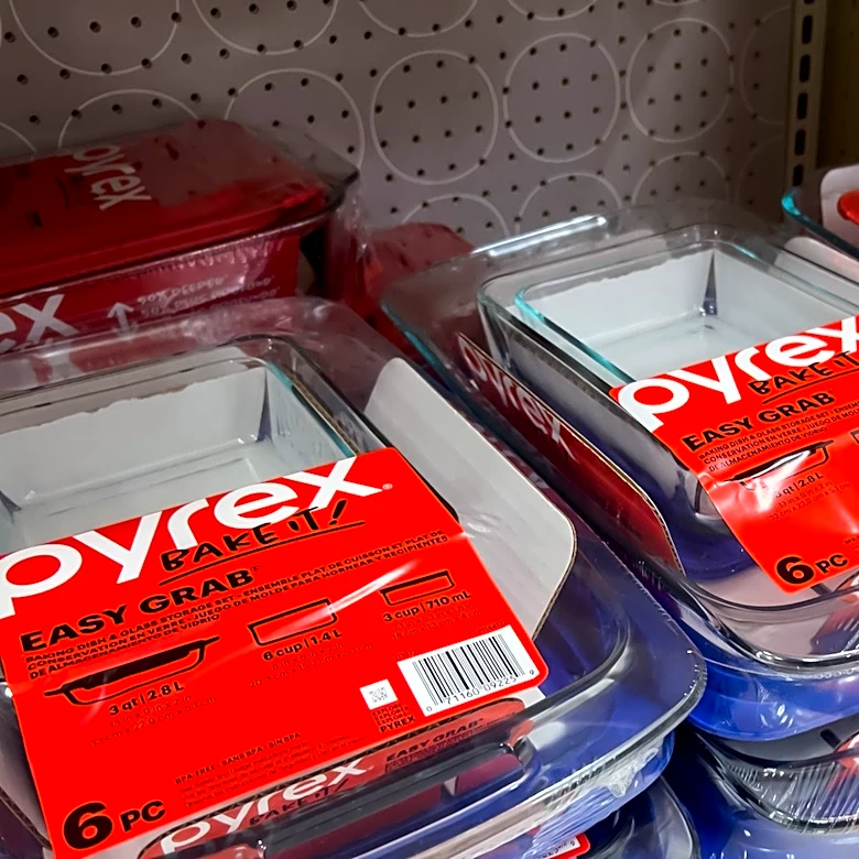 Stop Using Pyrex Dishes In This Everyday Kitchen Appliance