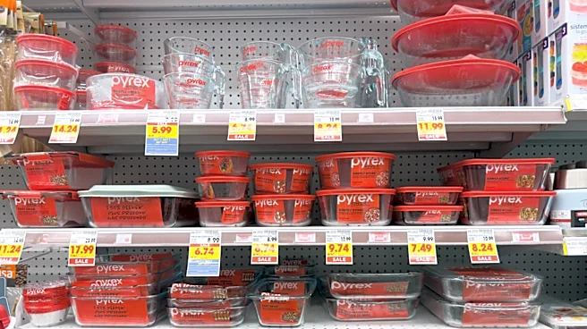 The Popular Pyrex Set That's Worth Buying On Amazon, According To Customers