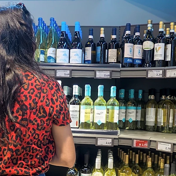 9 Best Aldi Wines To Sip On This Fall